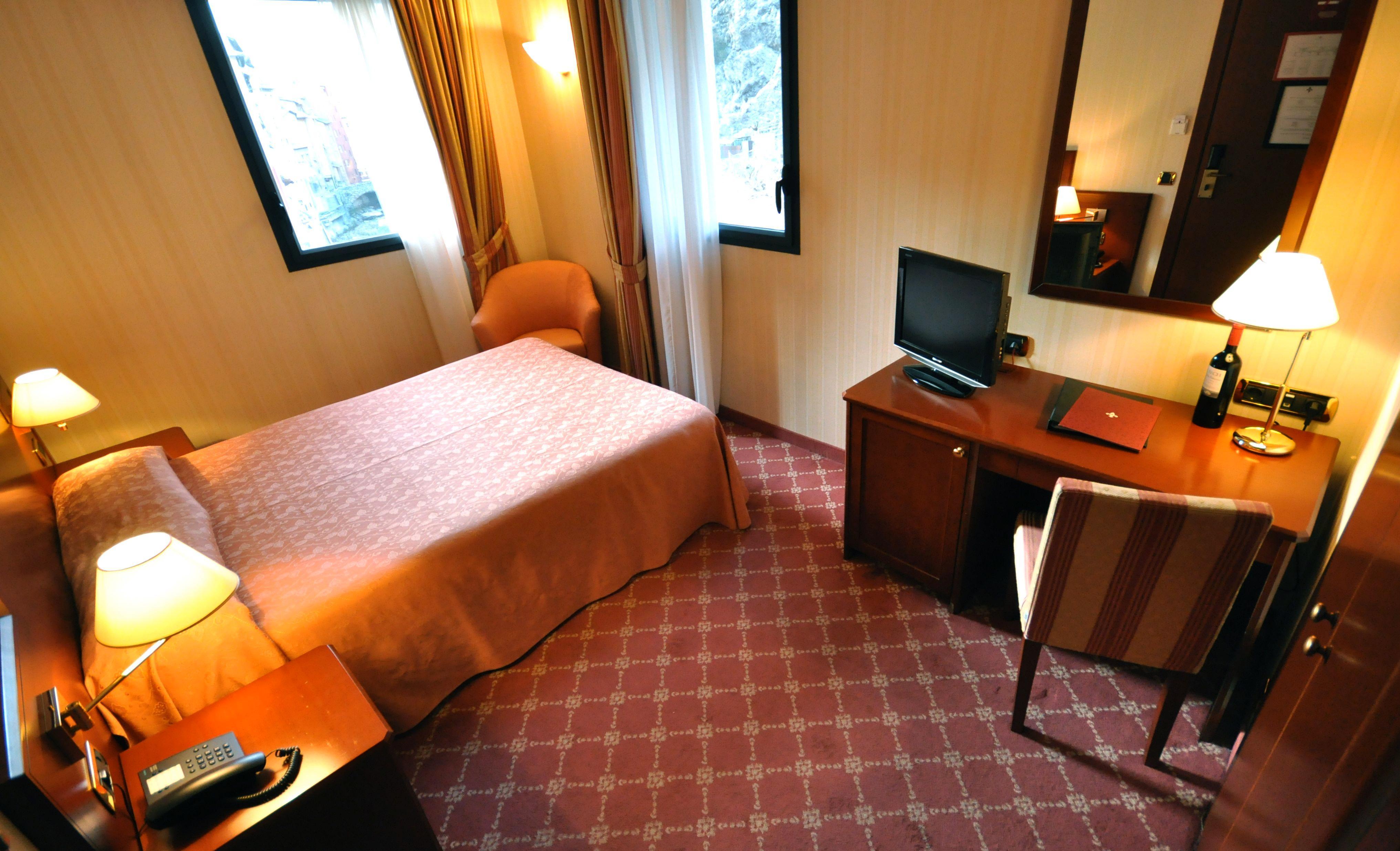 Hotel Spa Termes Carlemany Andorra la Vella Exterior photo