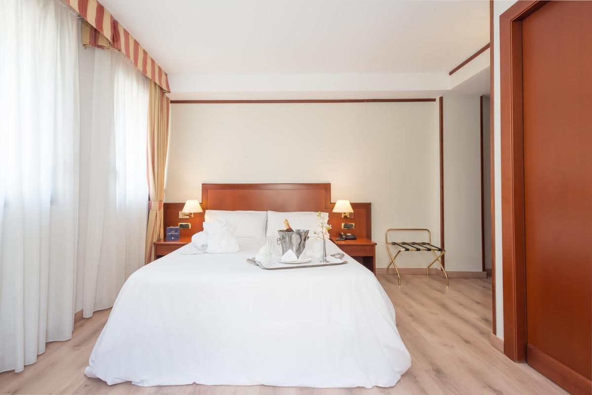 Hotel Spa Termes Carlemany Andorra la Vella Exterior photo